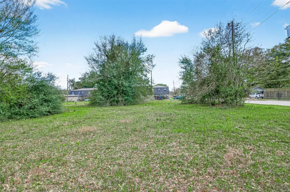 East Avenue Katy, TX 77493