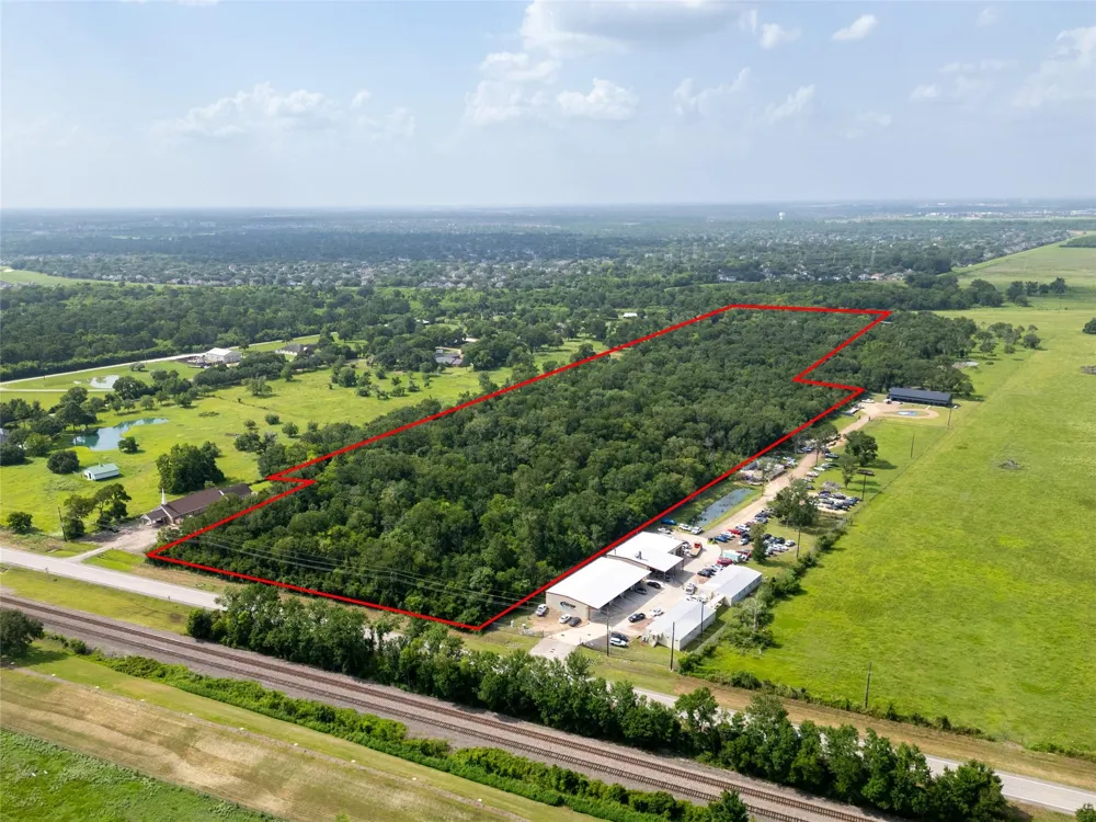 8915 Fm 2759 Road Richmond, TX 77469