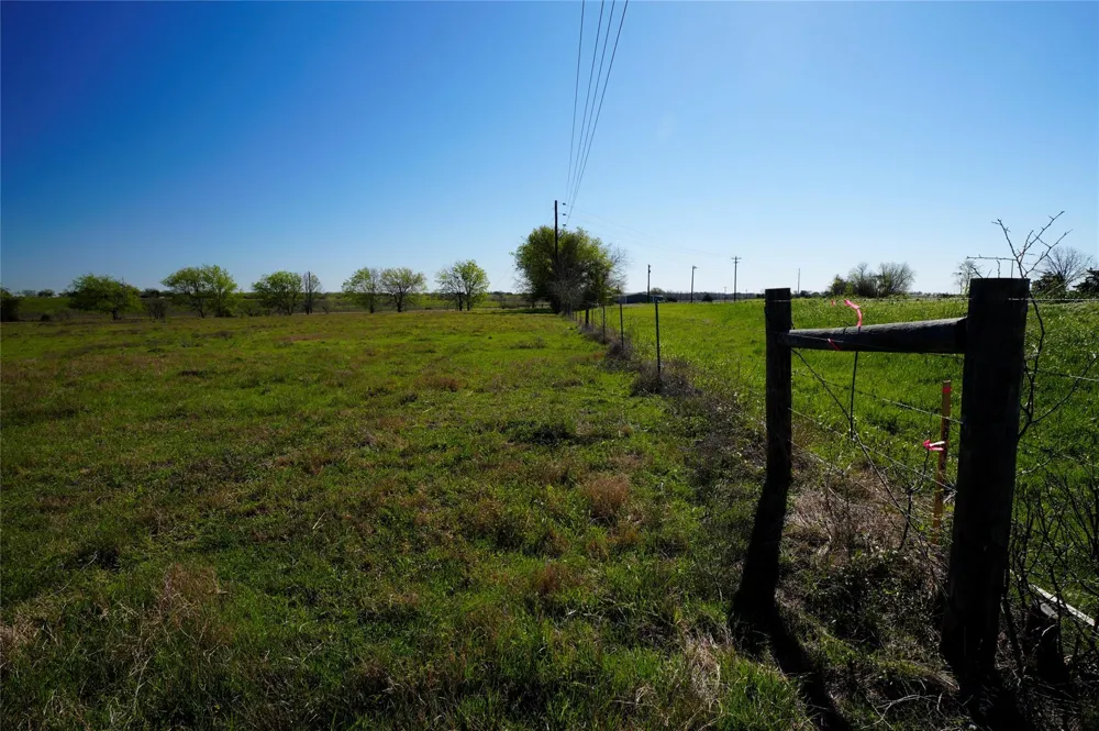 1011 Fm 956 Schulenburg, TX 78956
