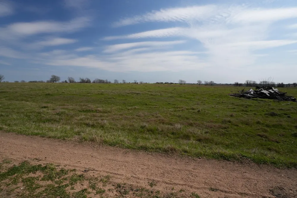 1011 Fm 956 Schulenburg, TX 78956