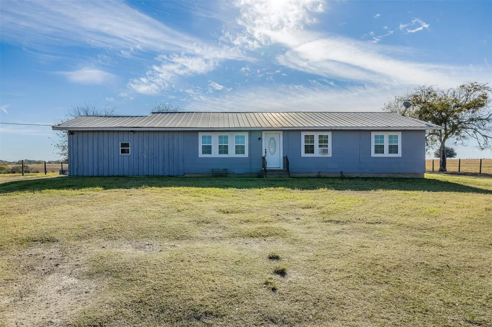 4435 Hartfield Road Round Top, TX 78954