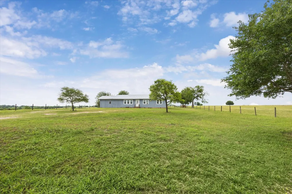 4435 Hartfield Road Round Top, TX 78954
