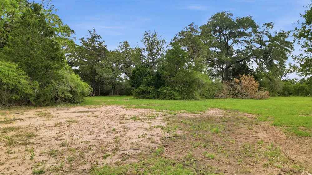 1165 Cr 213 Tract 2 Weimar, TX 78962