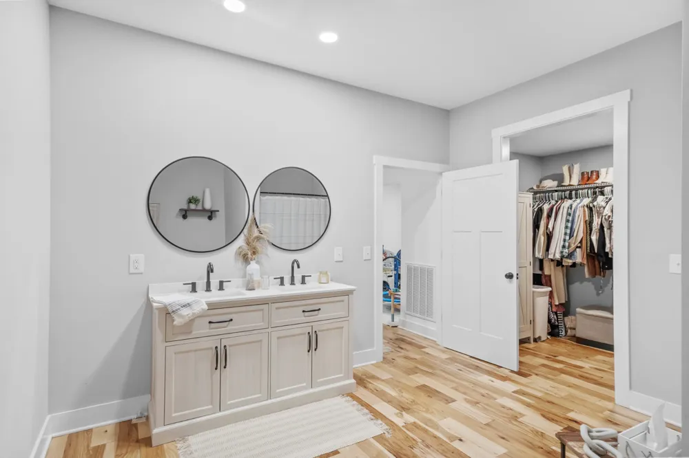 607 Old Columbia Rd Unionville, TN 37180