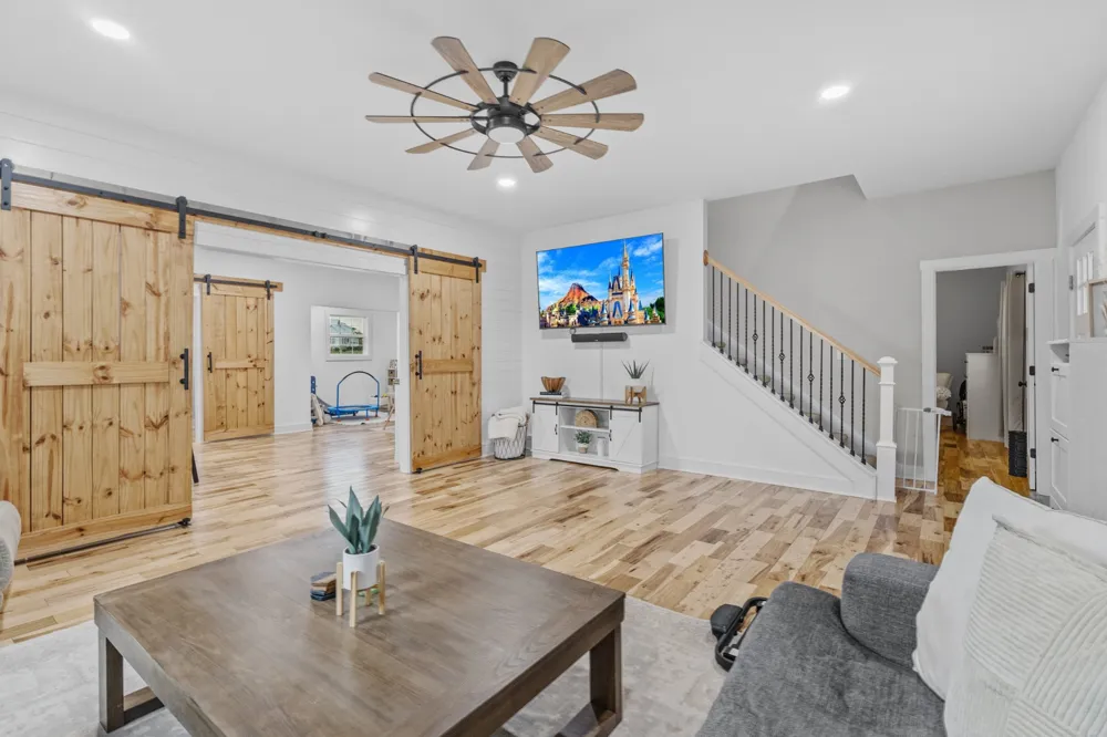 607 Old Columbia Rd Unionville, TN 37180