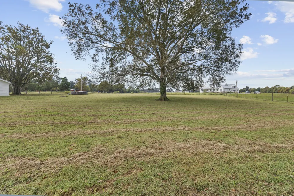 607 Old Columbia Rd Unionville, TN 37180