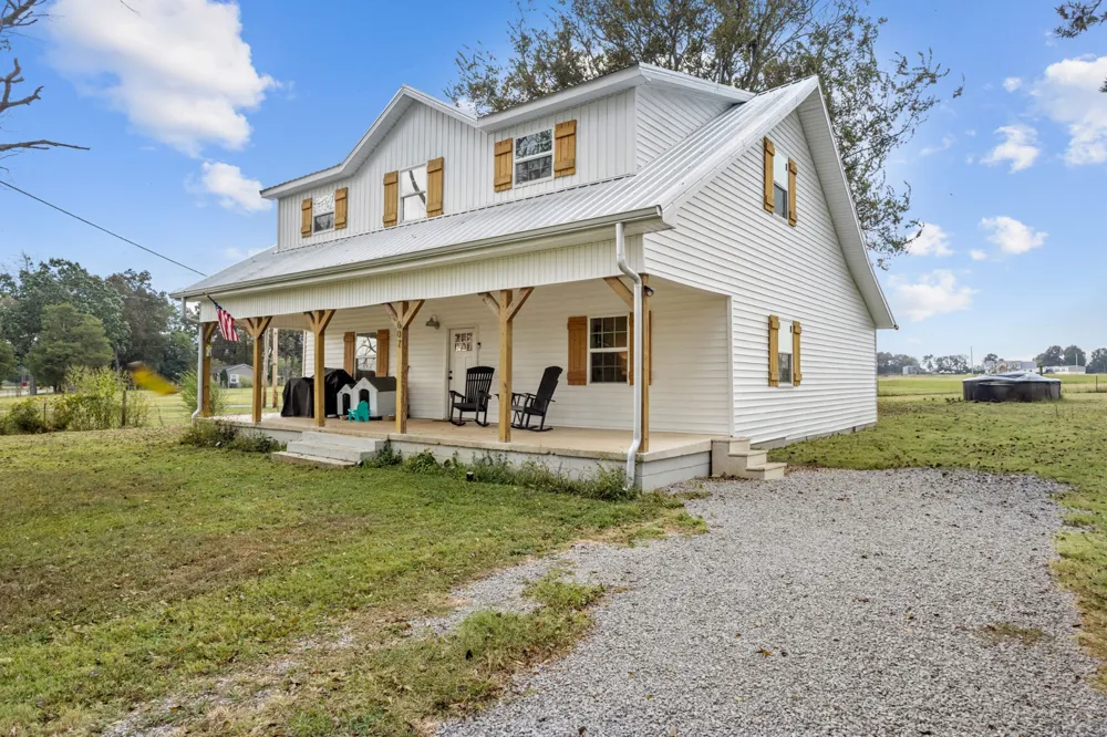 607 Old Columbia Rd Unionville, TN 37180