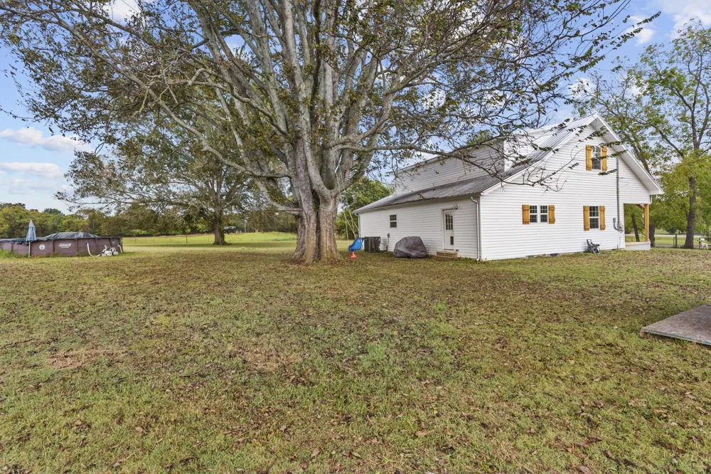 607 Old Columbia Rd Unionville, TN 37180