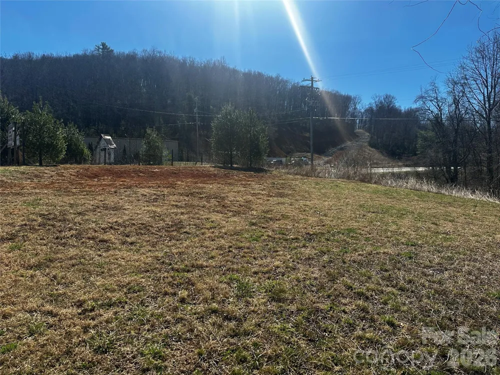 400 Old Dale Road Spruce Pine, NC 28777