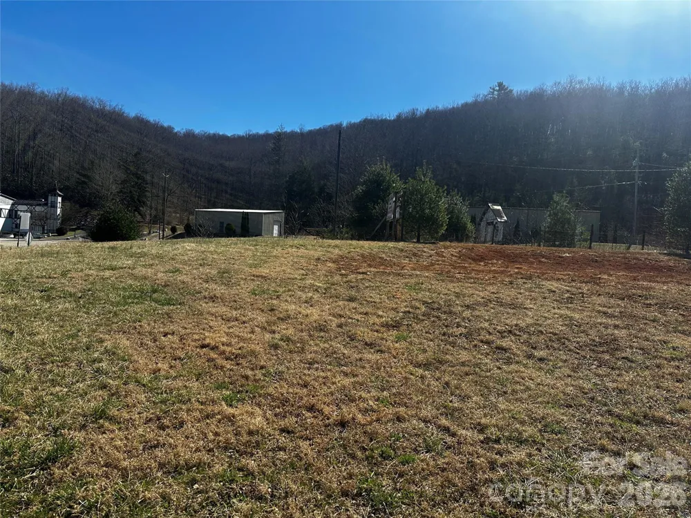400 Old Dale Road Spruce Pine, NC 28777