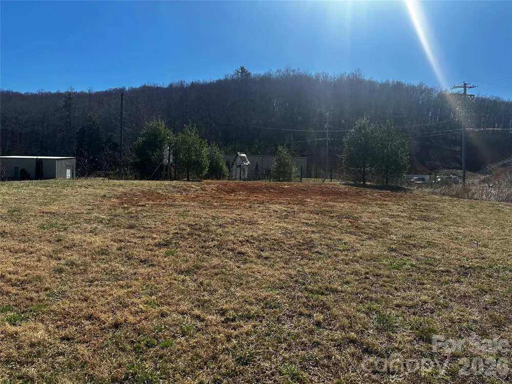 400 Old Dale Road Spruce Pine, NC 28777
