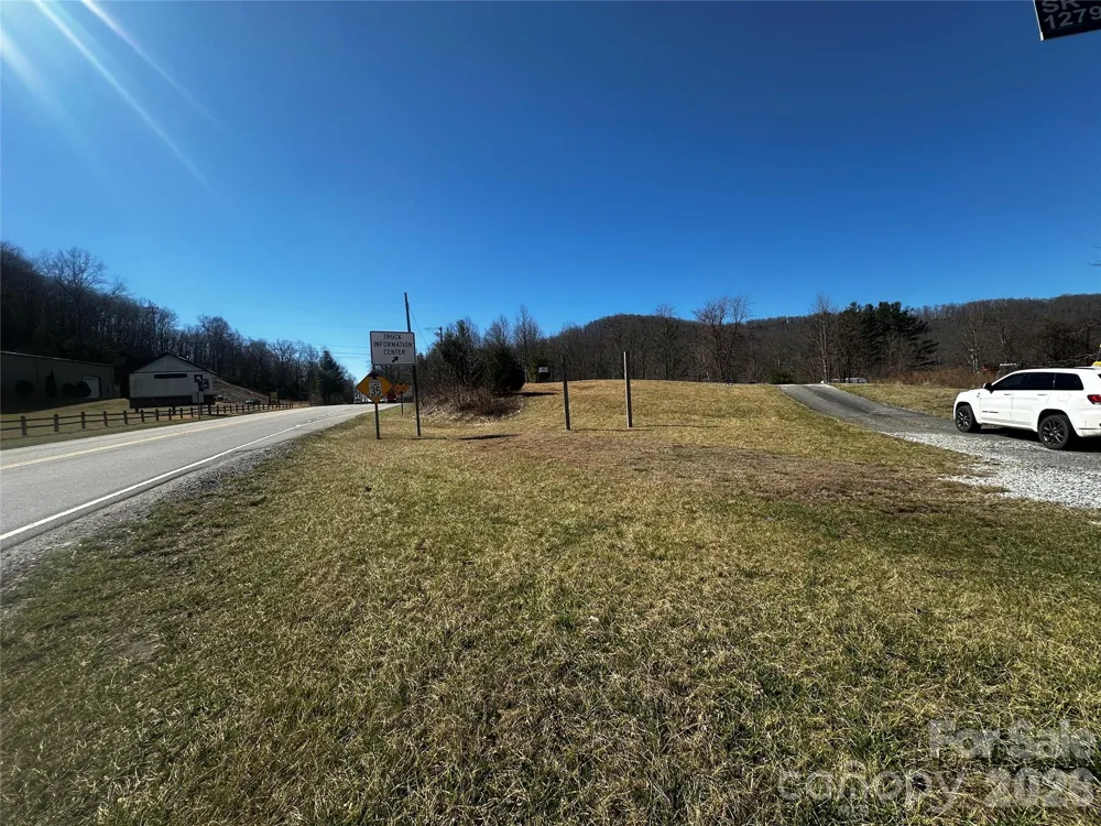 400 Old Dale Road Spruce Pine, NC 28777