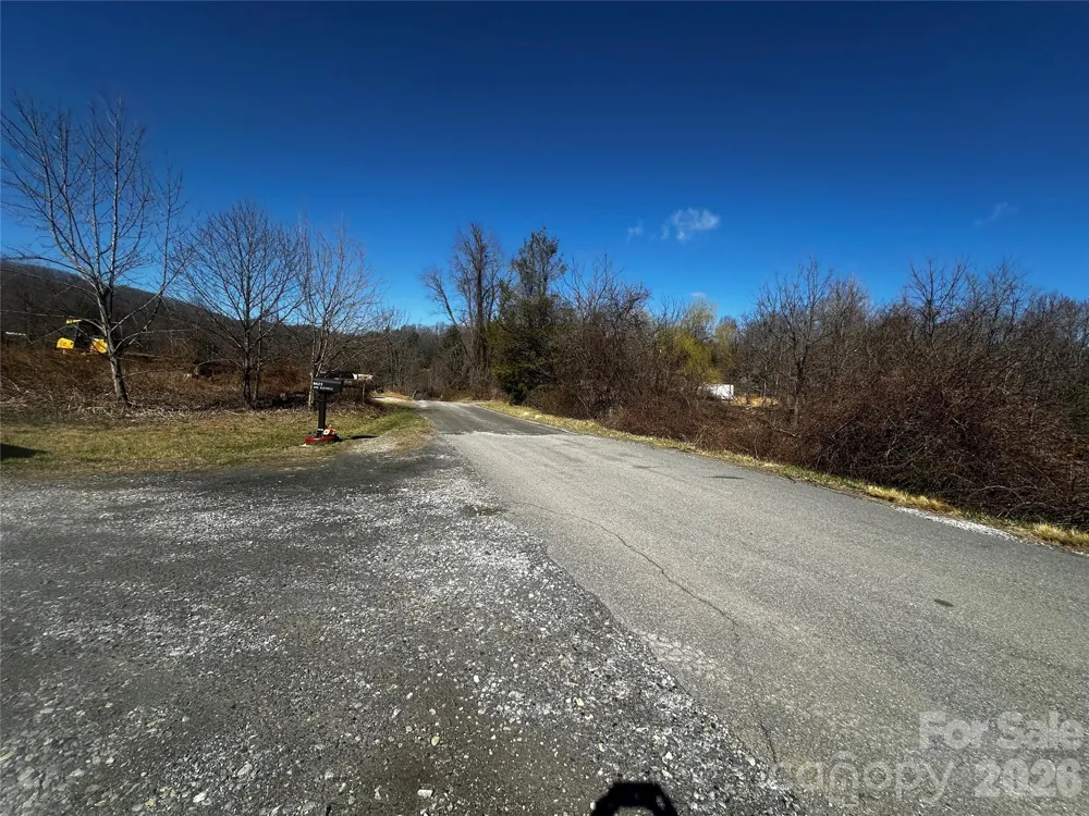 400 Old Dale Road Spruce Pine, NC 28777