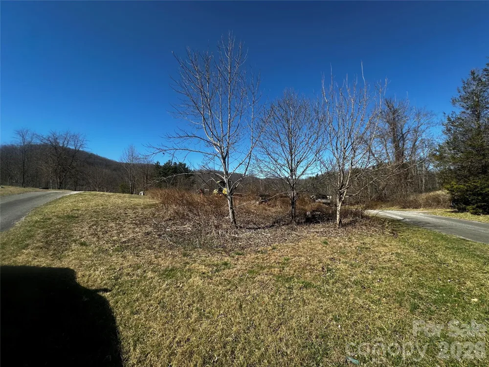 400 Old Dale Road Spruce Pine, NC 28777