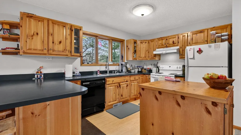 762 27 7/8 STREET Chetek, WI 54728