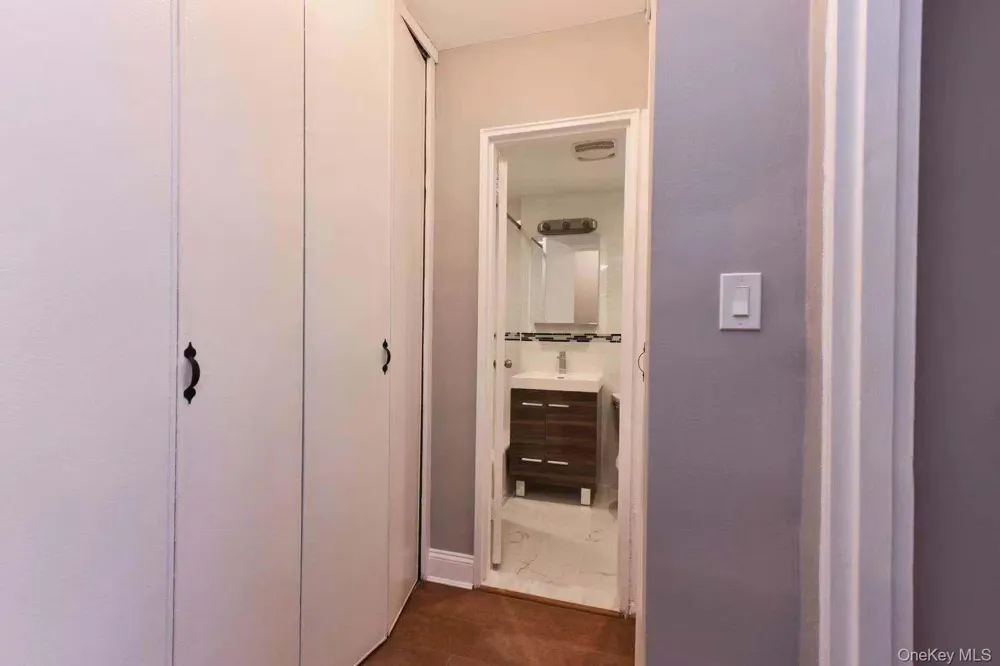 15272 Melbourne Avenue #2G Flushing, NY 11367