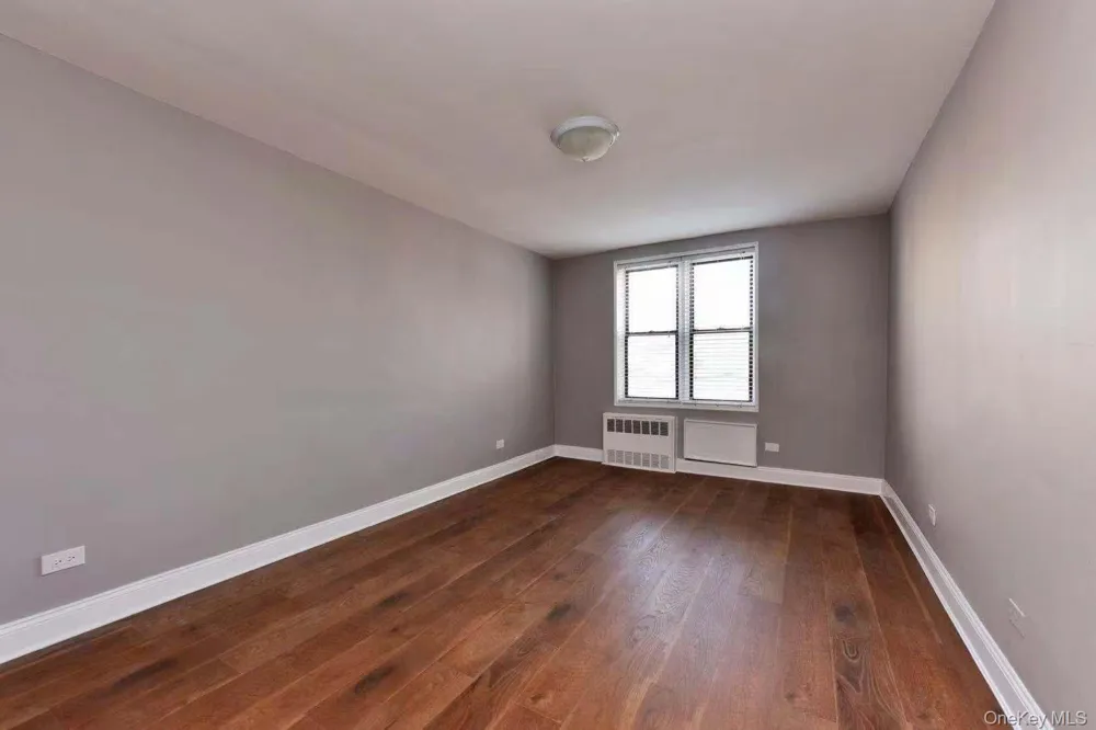 15272 Melbourne Avenue #2G Flushing, NY 11367