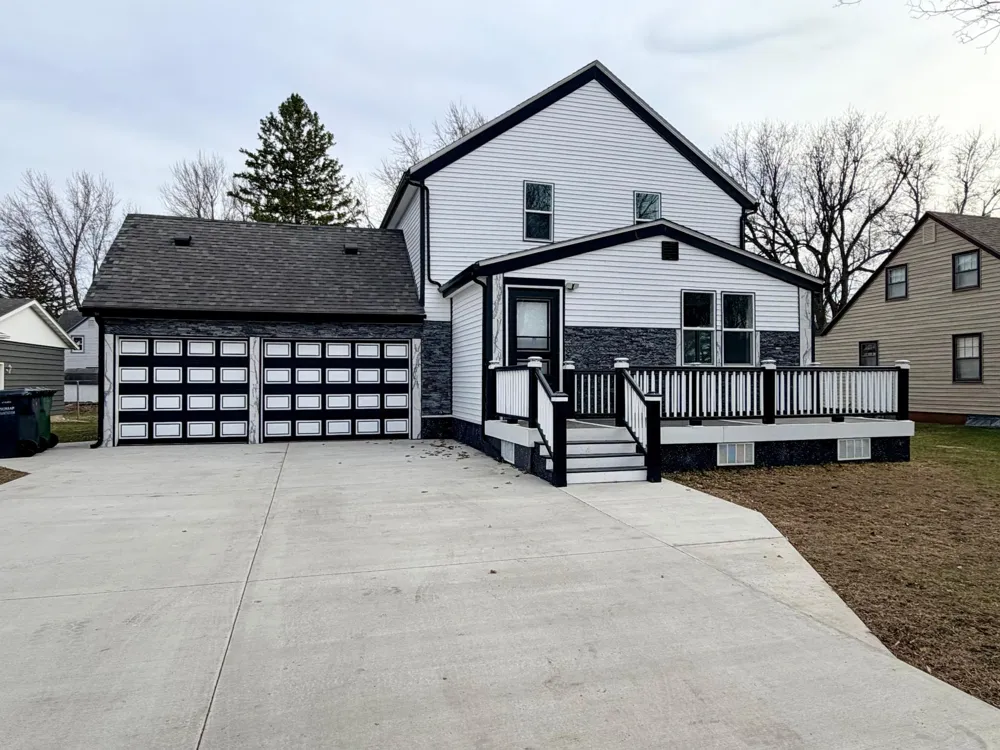 120 W Okabena Street Worthington, MN 56187