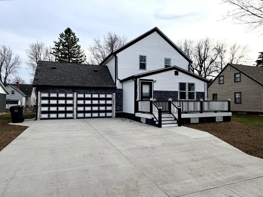 120 W Okabena Street Worthington, MN 56187
