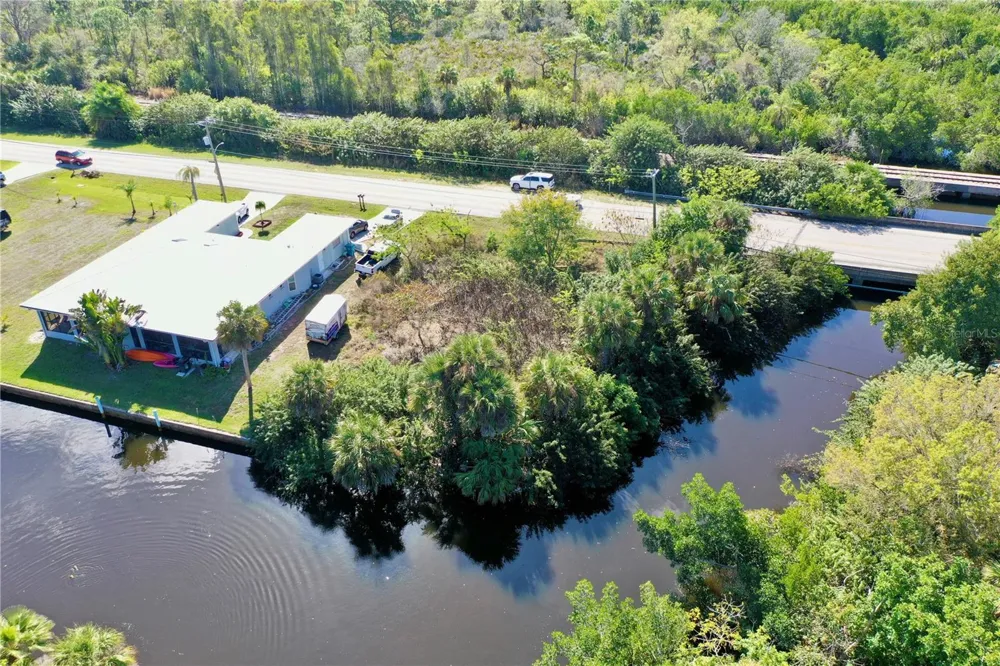 2803 RIVERSIDE DRIVE Punta Gorda, FL 33950