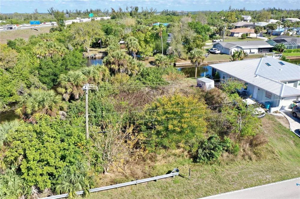 2803 RIVERSIDE DRIVE Punta Gorda, FL 33950