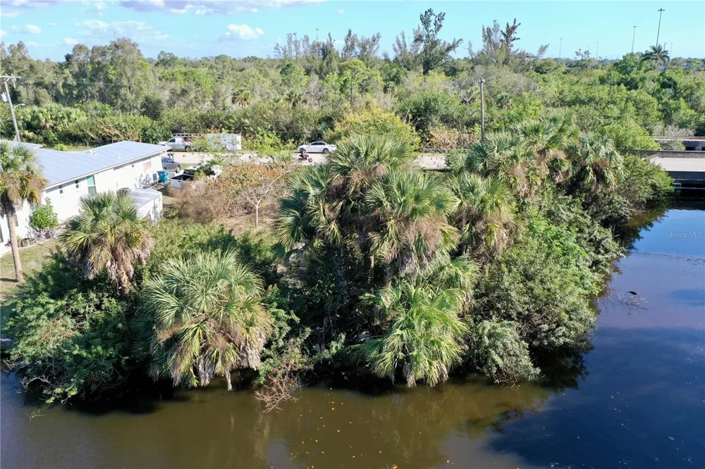 2803 RIVERSIDE DRIVE Punta Gorda, FL 33950