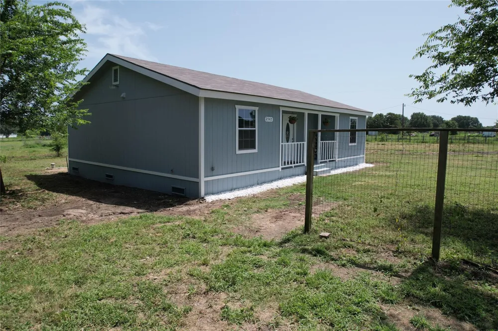 2547 Bob Mathews Street Bedias, TX 77831