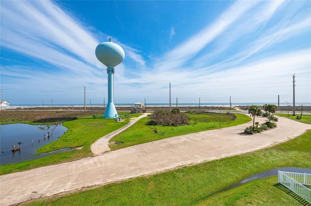 25001 Monterey Court Galveston, TX 77554