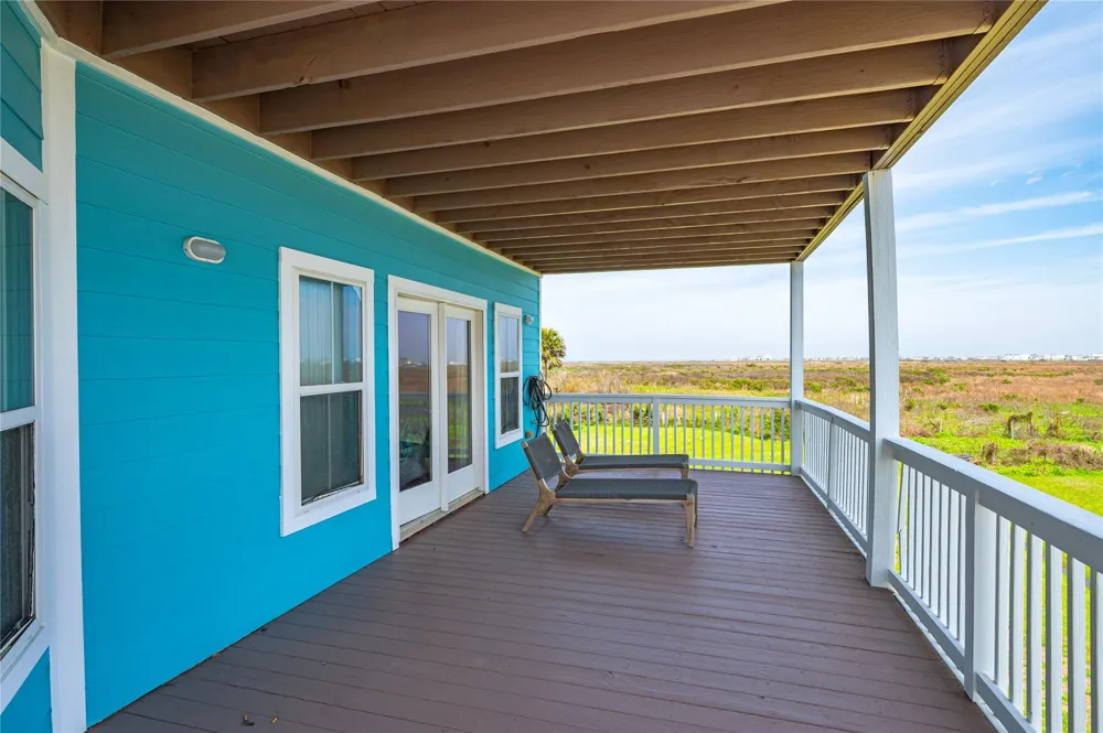 25001 Monterey Court Galveston, TX 77554