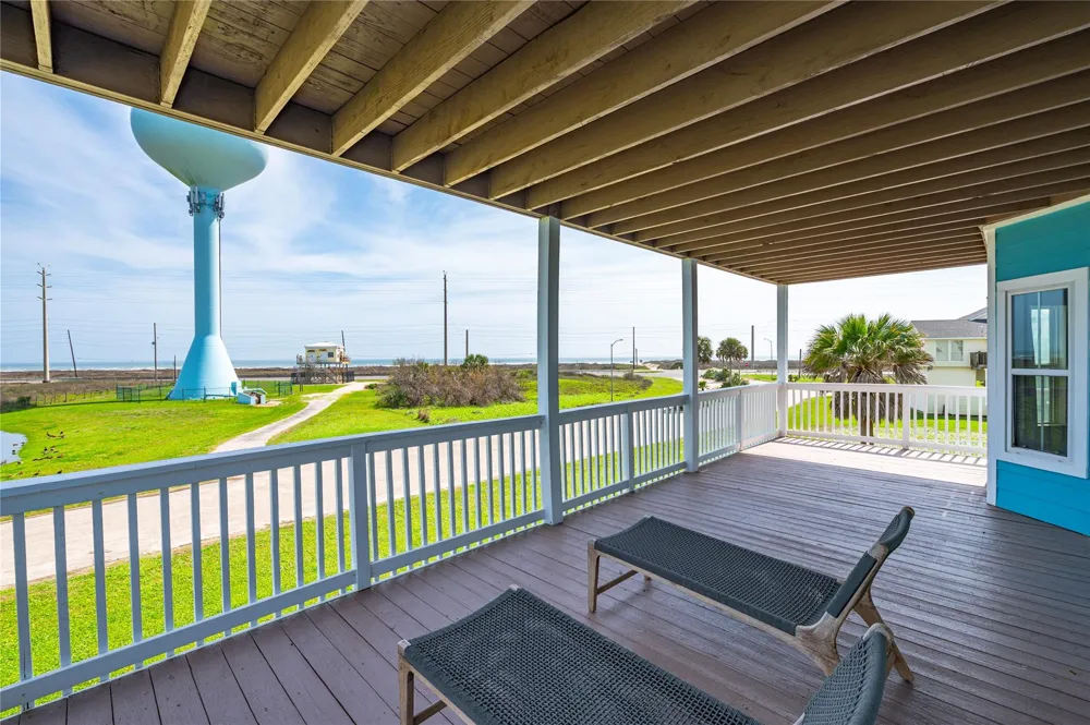 25001 Monterey Court Galveston, TX 77554