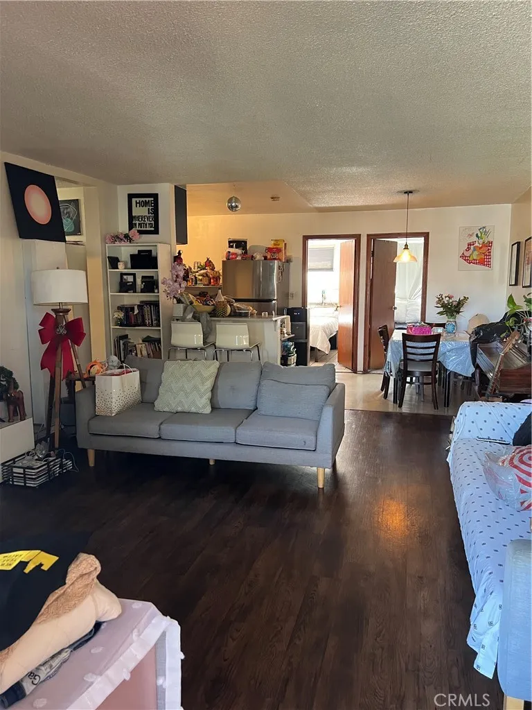 3248 Eastern Avenue El Sereno, CA 90032