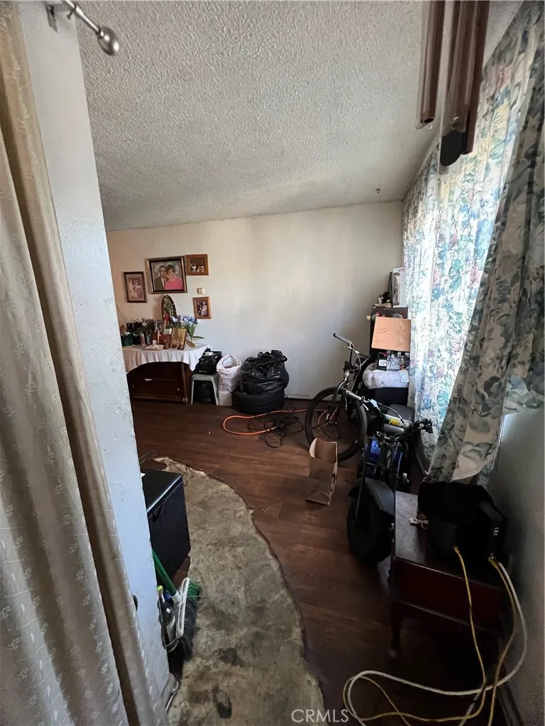 3248 Eastern Avenue El Sereno, CA 90032