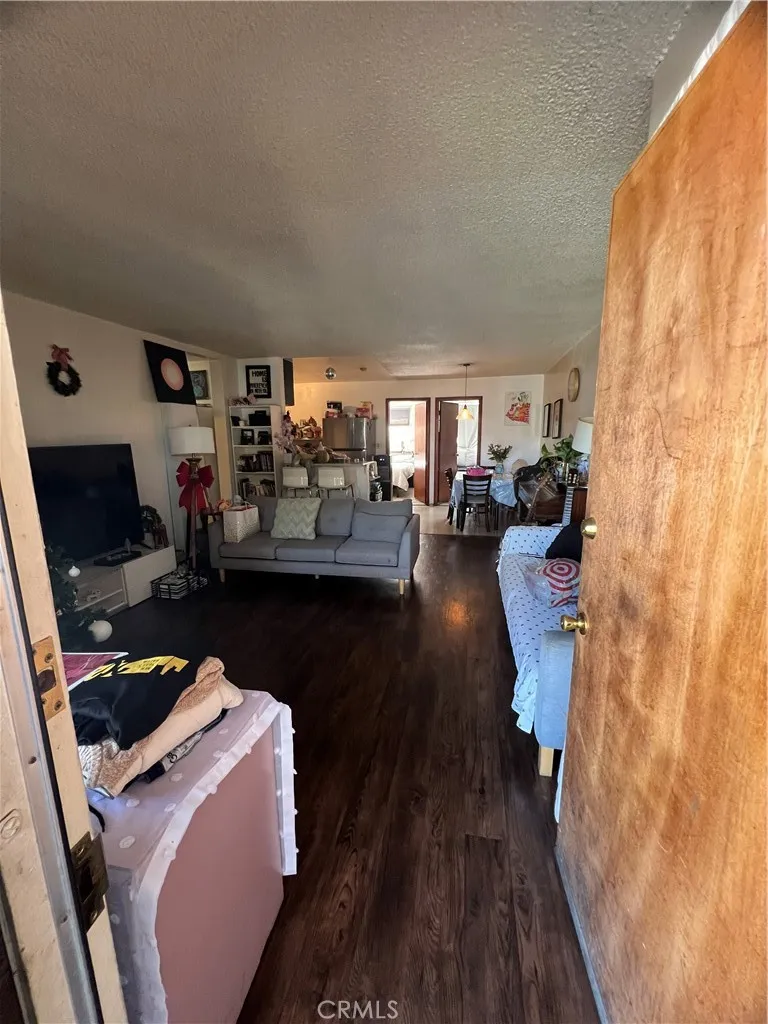 3248 Eastern Avenue El Sereno, CA 90032