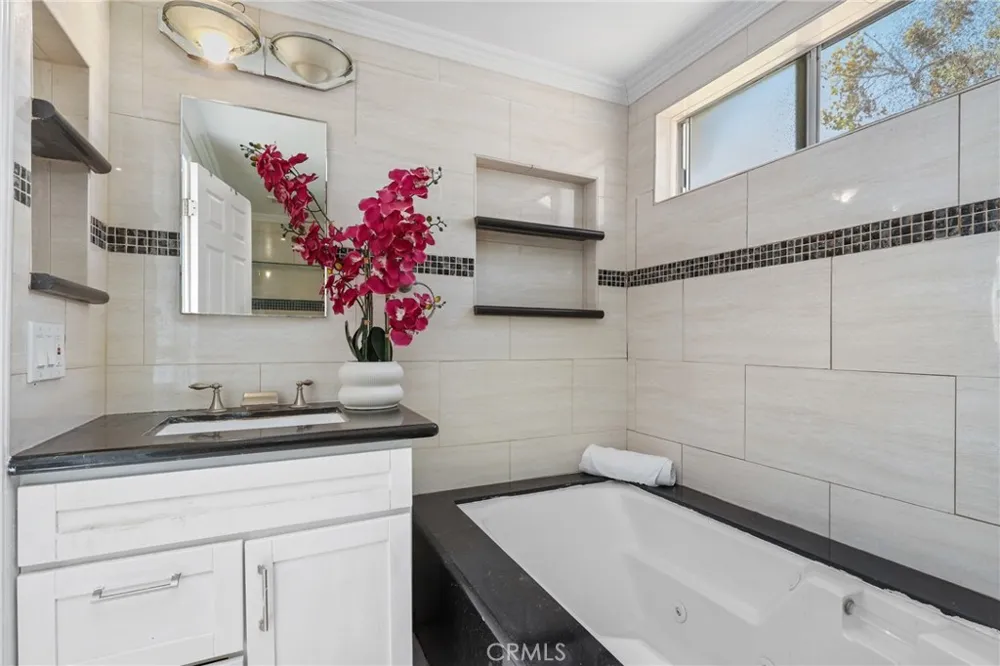 26 Helena #69 Irvine, CA 92604