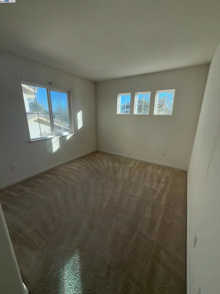 2746 Gracie Pl Fairfield, CA 94533
