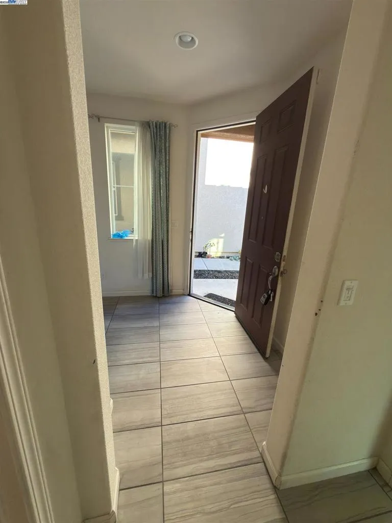 2746 Gracie Pl Fairfield, CA 94533