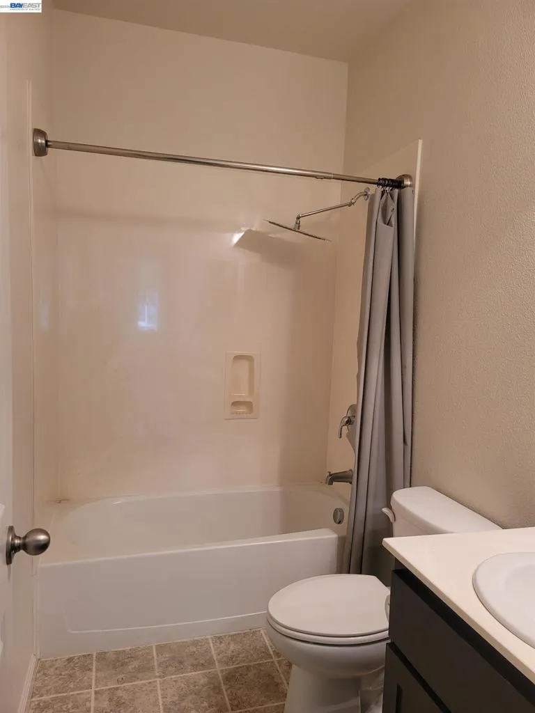 2746 Gracie Pl Fairfield, CA 94533