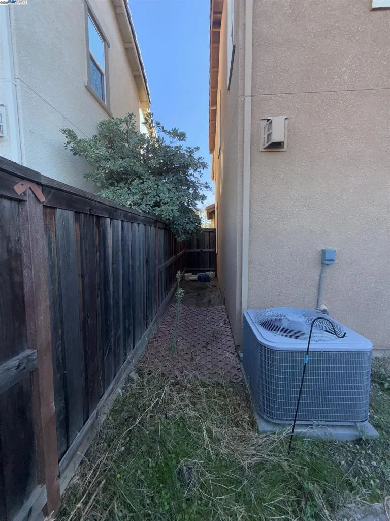 2746 Gracie Pl Fairfield, CA 94533