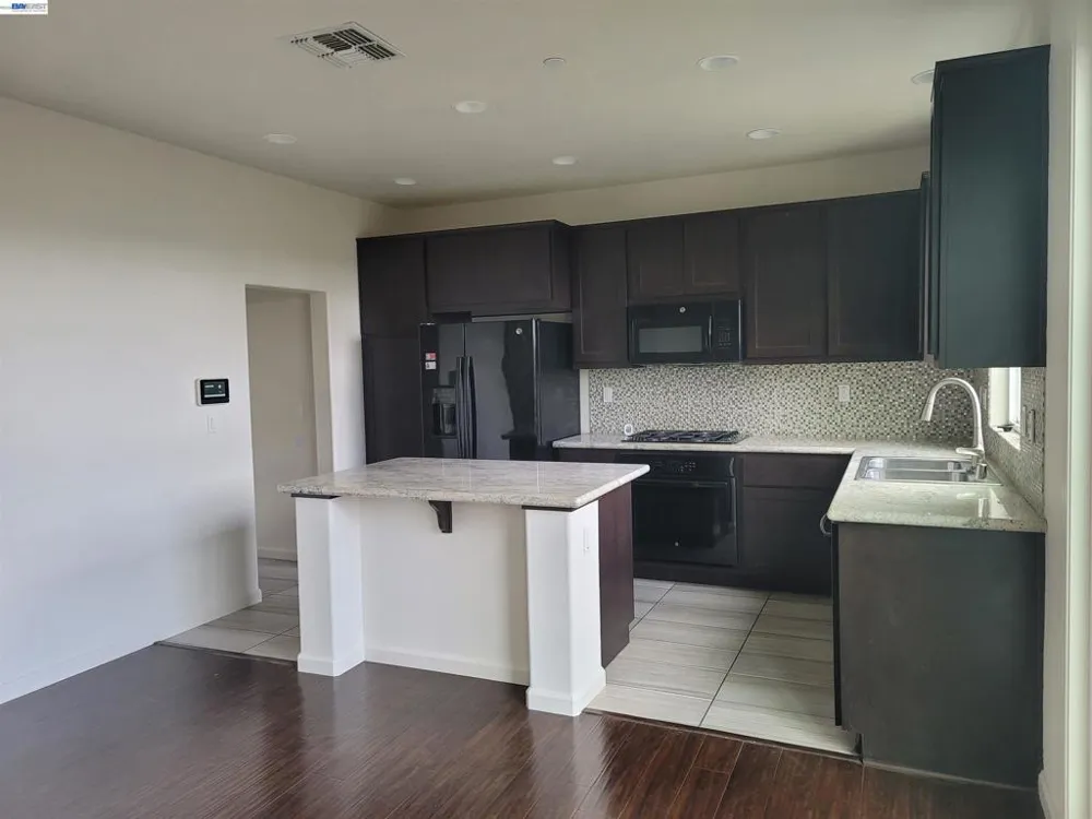 2746 Gracie Pl Fairfield, CA 94533