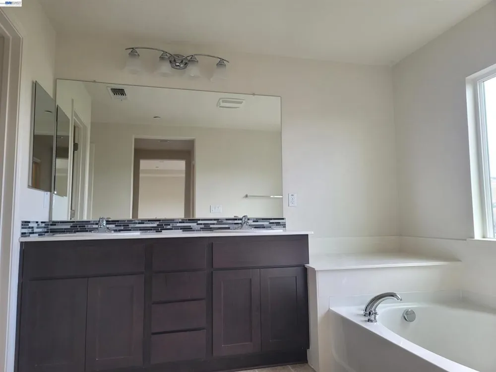 2746 Gracie Pl Fairfield, CA 94533