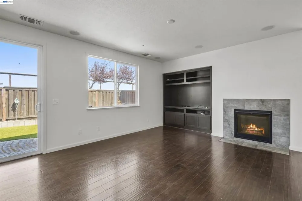 2746 Gracie Pl Fairfield, CA 94533