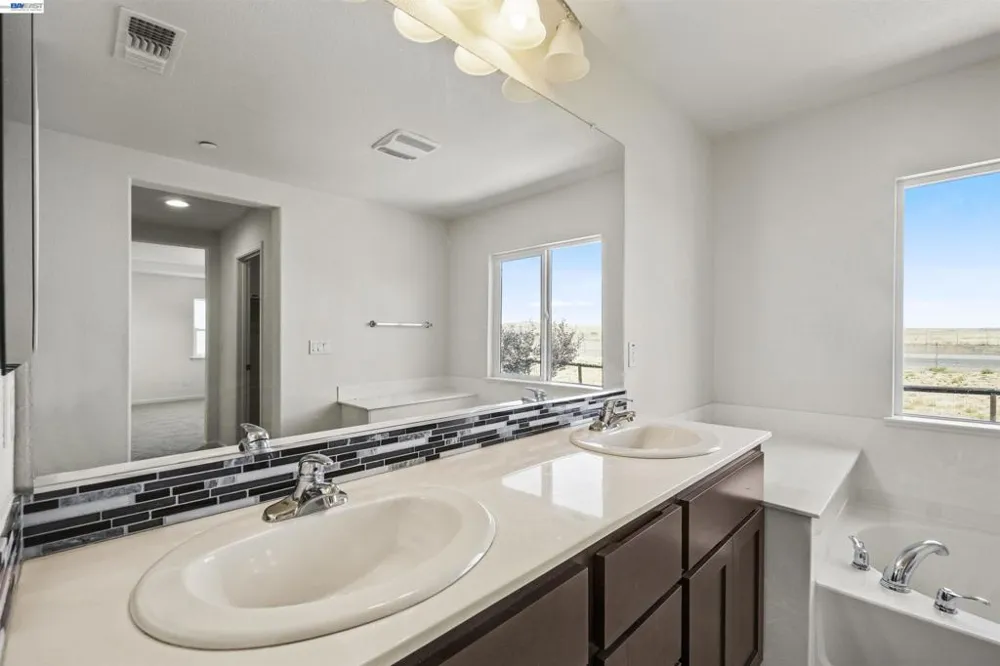 2746 Gracie Pl Fairfield, CA 94533