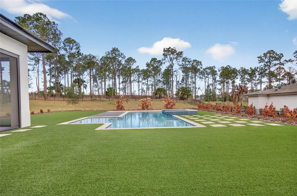 16130 PENDIO DRIVE Bella Collina, FL 34756