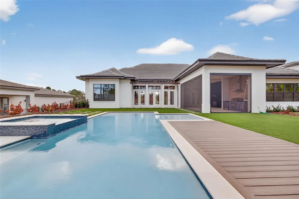16130 PENDIO DRIVE Bella Collina, FL 34756