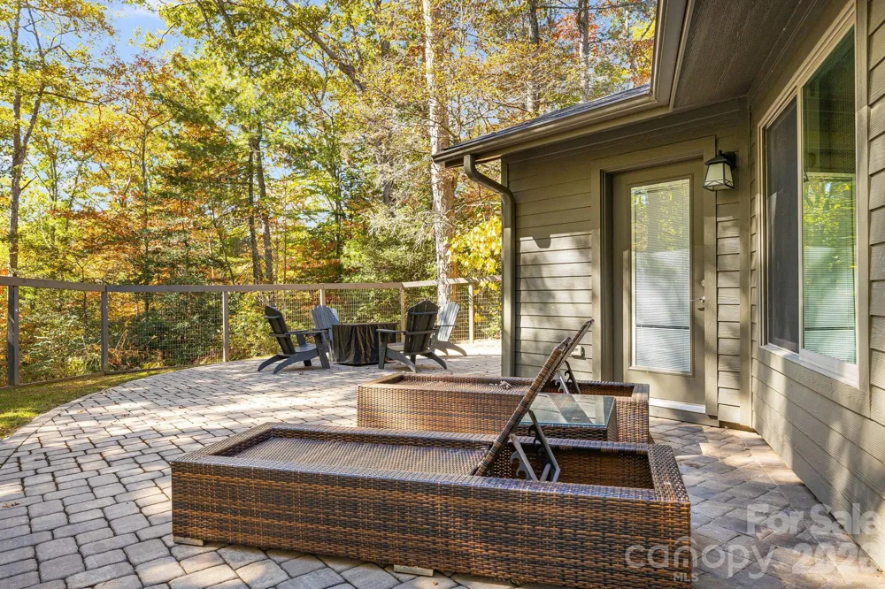 16 Caddis Court Marshall, NC 28753