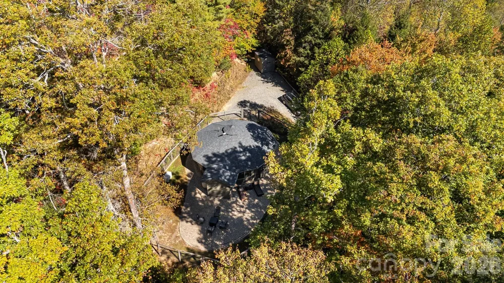 16 Caddis Court Marshall, NC 28753