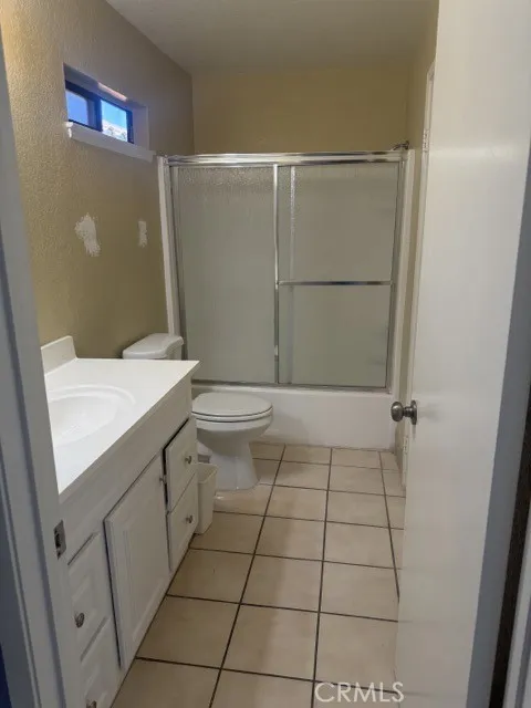 13747 Vellanto Moreno Valley, CA 92553