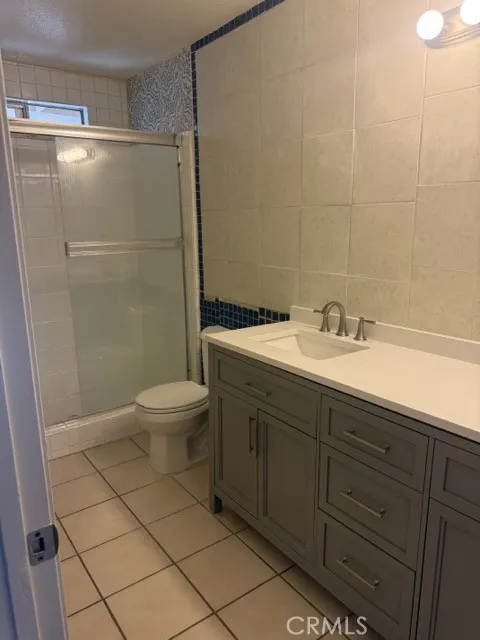 13747 Vellanto Moreno Valley, CA 92553