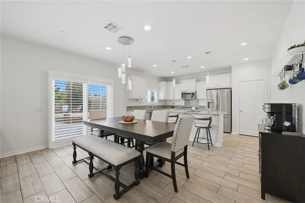 24318 Red Spruce Murrieta, CA 92562