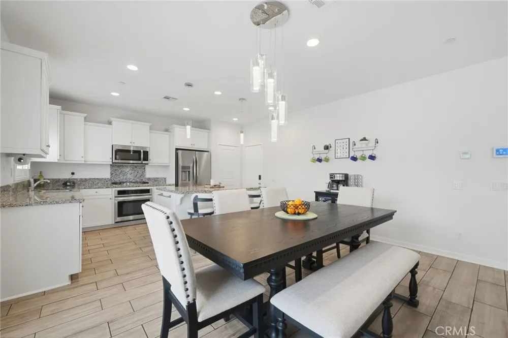 24318 Red Spruce Murrieta, CA 92562